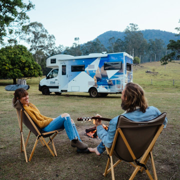 Apollo Endeavour Camper